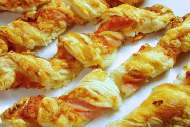 The Best Savoury Snack: Cheddar and Bacon Pastry Straws