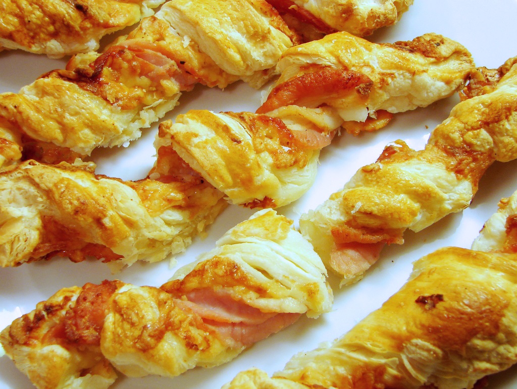 The Best Savoury Snack: Cheddar and Bacon Pastry Straws