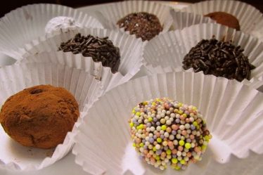 RECIPE: Dark Chocolate Truffles