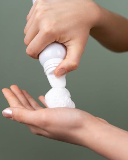 Body Lotion Secret Garden Review: Botanical Hydration and DIY Recipe 2024