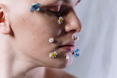 Hormonal Chin Acne Drugstore Products: The Hormonal Chin Acne Fix: Drugstore Products That Actually Work