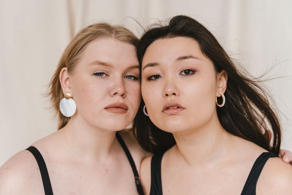 Hormonal Chin Acne Treatment: Why Your Chin Acne Keeps Coming Back (And How to Fix It)